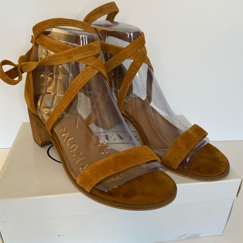 Steve Madden Rizaa Sandal- Cognac- size 9 used